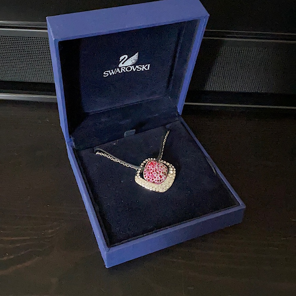 Swarovski 2-in-1 necklaces set BNWT